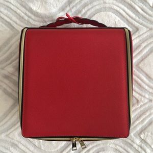 Estée Lauder makeup travel bag